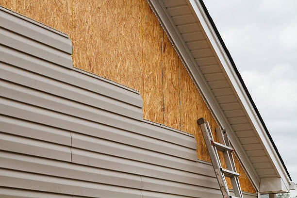 24/7 Emergency Vinyl Siding experts in Clearville, PA